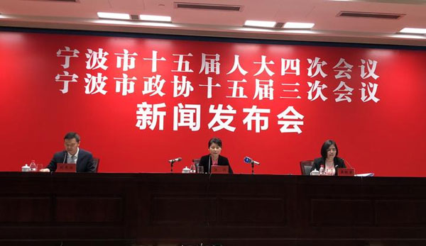 新闻发布会.jpg