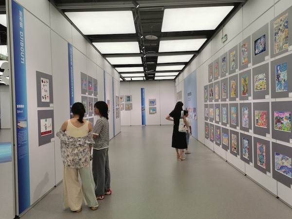 d11192bc-aa52-466b-9637-2d86d20a66a4size_w_3648_h_2736.jpg
