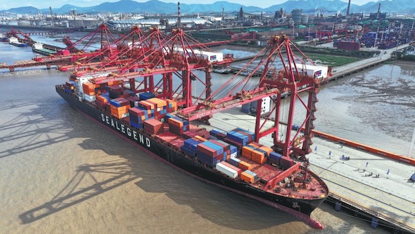 New express via Arctic to enhance ties with Europe