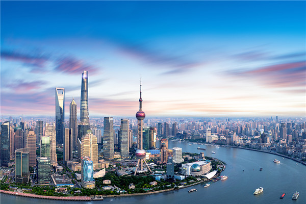 Foreigners encouraged to invest in more industries