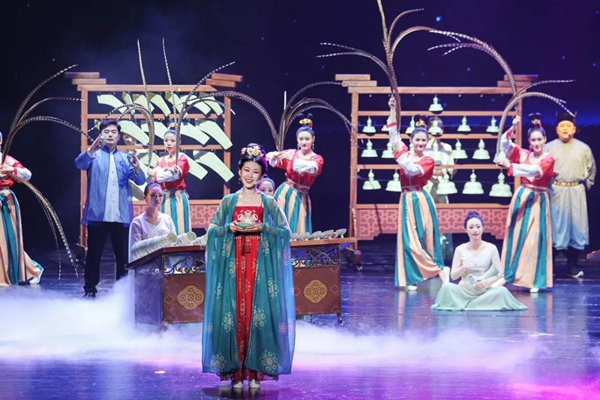 Original show in Cixi shines spotlight on Yue kiln celadon