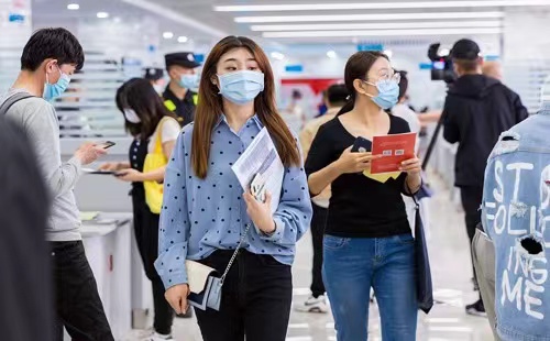 Why more of China's graduates choose to work in lower-tier cities