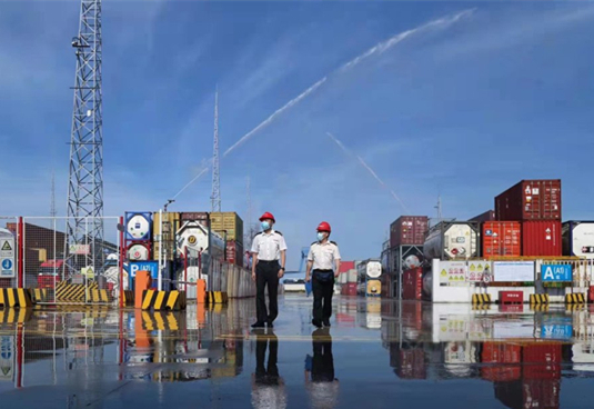 Ningbo's foreign trade up 13.3% Jan-July