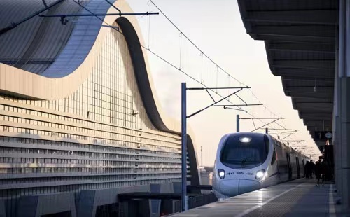 Rising passenger flow, logistics mirror accelerated economic recovery