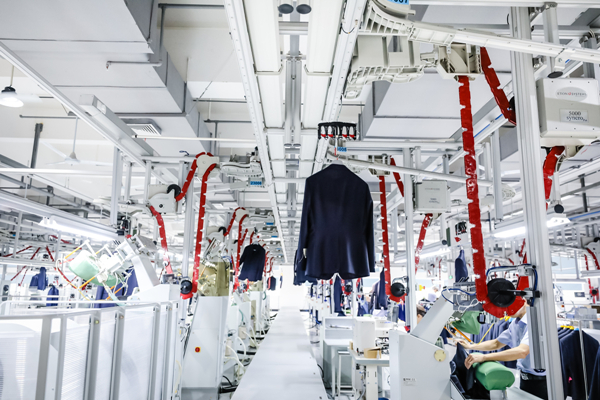 Digital upgrading gains steam in Ningbo