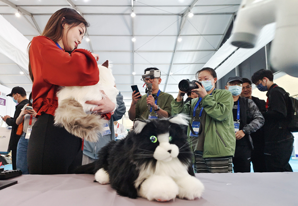 Futuristic felines