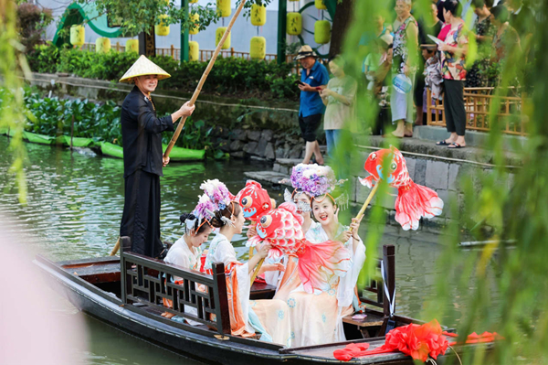 Art festival kicks off in Zoumatang