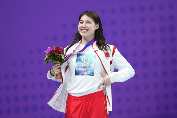Day 1 Roundup: Chinese rowers win Hangzhou Asiad 1st gold, swimmers sweep 7 titles