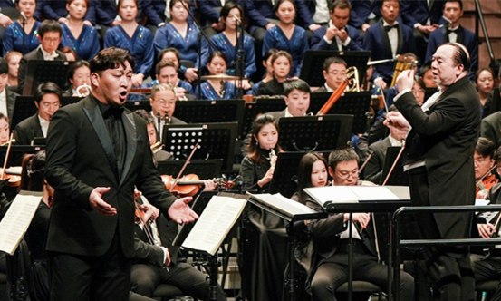 Singers aim to wow judges at Ningbo competition