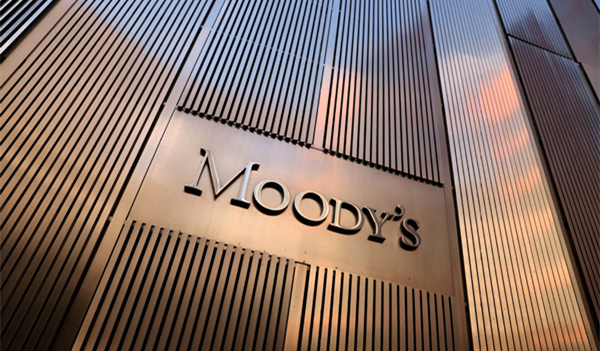 Moody's cut to outlook is flawed, ministry says
