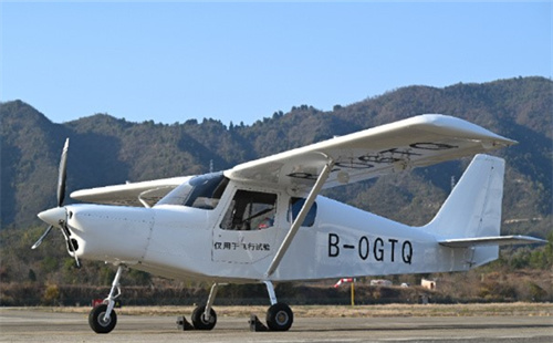 China's electric aircraft makes debut flight