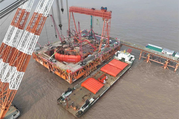 World's longest dual-purpose bridge takes a further step toward completion