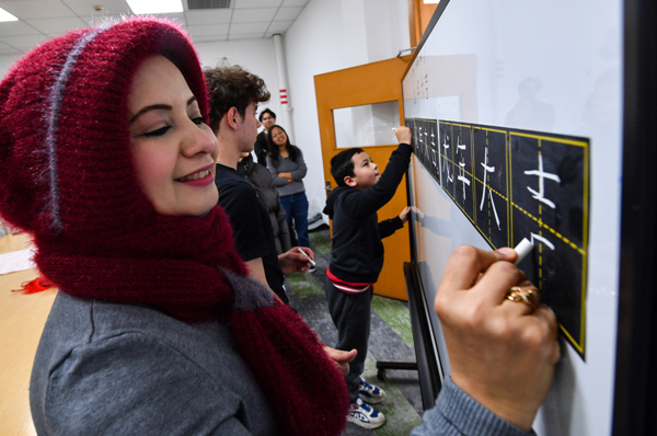 UNNC students welcome New Year Chinese-style