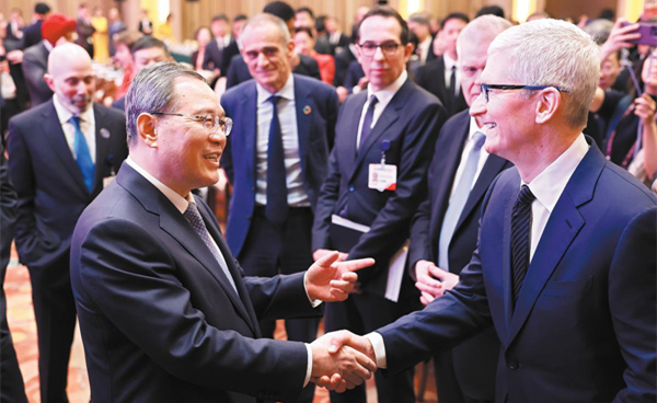 Nation to further expand opening-up, premier says