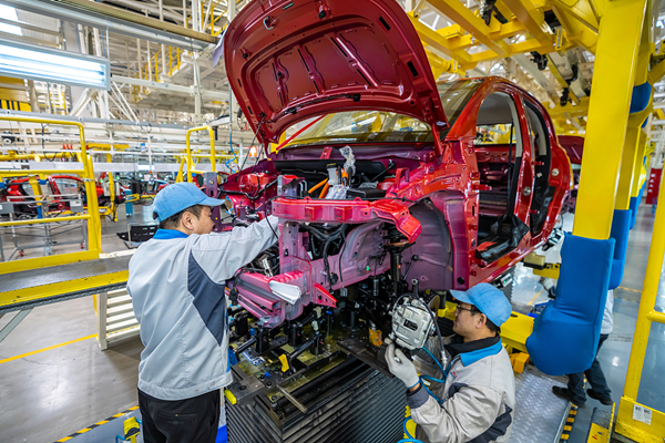 China flays overseas talk about 'overcapacity'