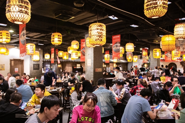 China's economy maintains recovery momentum