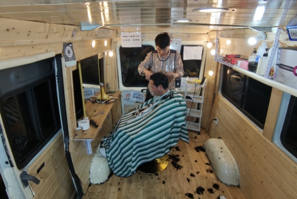 Ningbo mobile barber dreams big   