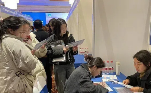 Zhejiang leads nation in net population inflow in 2024