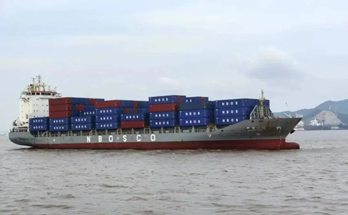 Zhejiang launches 1st intl vessel under Ningbo-Zhoushan Port flag
