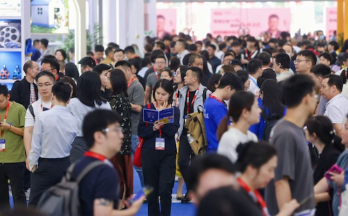 Global trade flourishes at Ningbo export e-commerce expo 