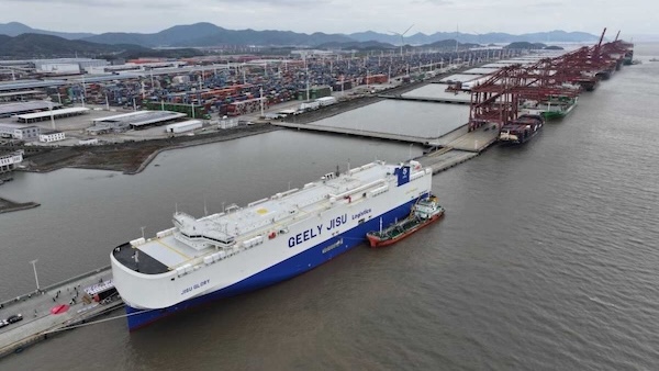 Ningbo Port exports 285,000 vehicles in first three quarters of 2025