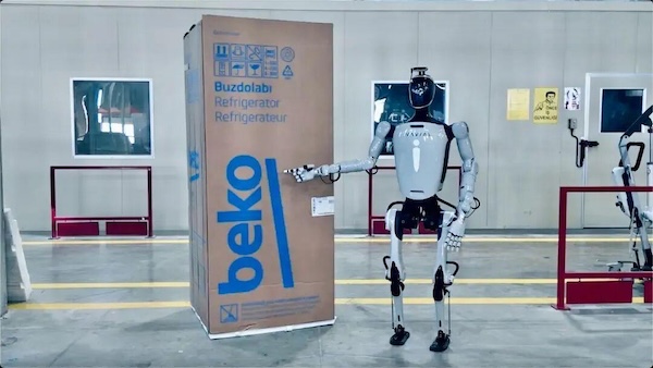 Zhejiang's humanoid robot steps into global manufacturing