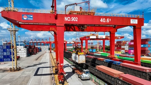 Ningbo-Zhoushan Port sets new intermodal milestone