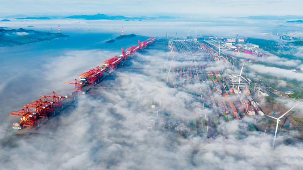 Ningbo-Zhoushan Port powers ahead with green energy