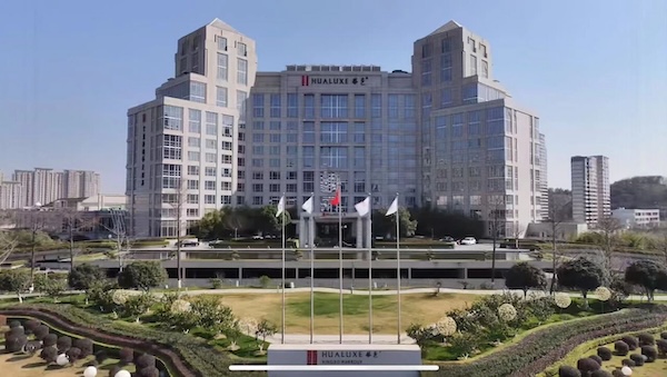 Hualuxe Ningbo Harbor City