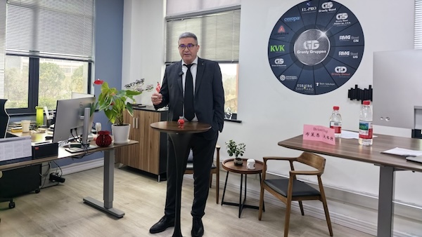 Danish entrepreneur finds second home in Ningbo