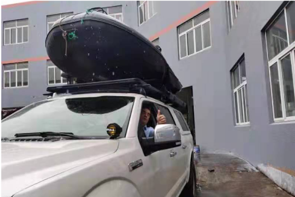 Expat joins in disaster relief efforts in Ningbo